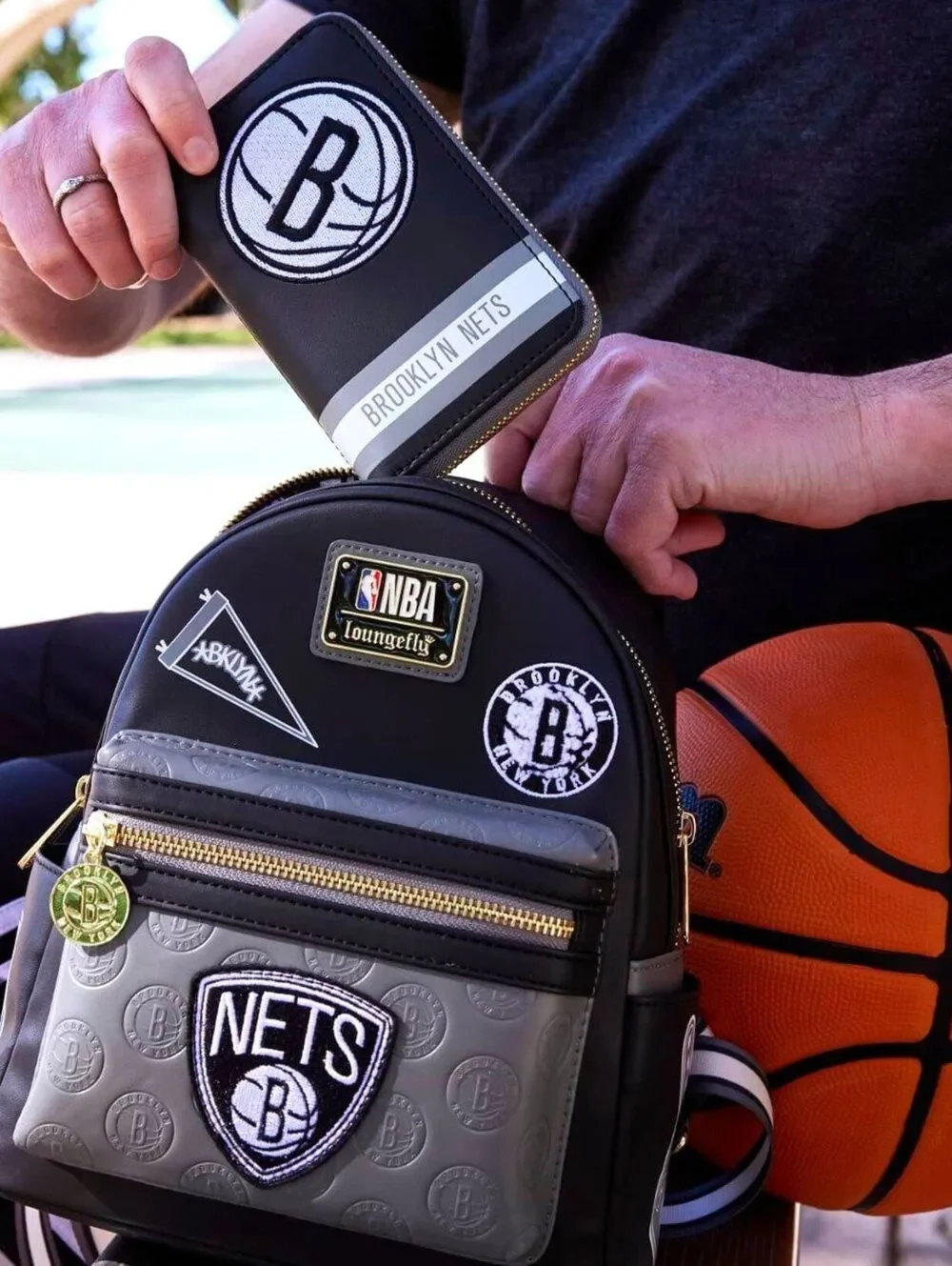 NBA Brooklyn Nets Patch Icons Mini Backpack & Wallet - NWT